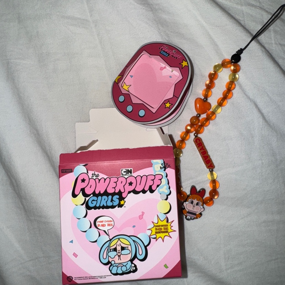 Pop Mart Crybaby x Powerpuff Girls Blossom Phone Charm Blind Box